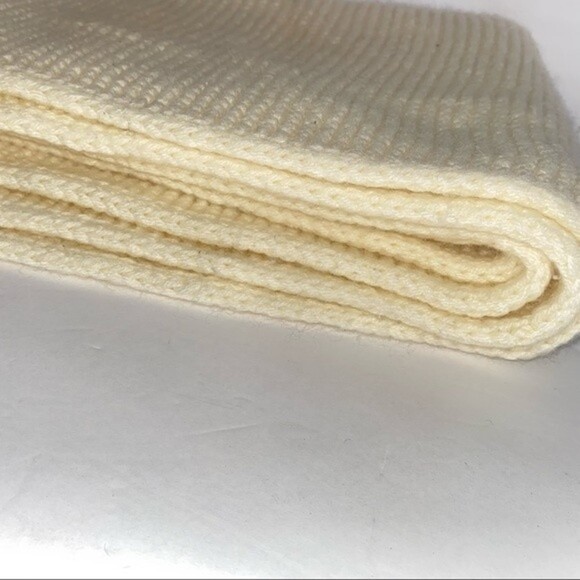 Kate Spade Wool Blend Chunky Crochet Knit Pom Pom Blanket Scarf 70 X24 - Picture 7 of 10